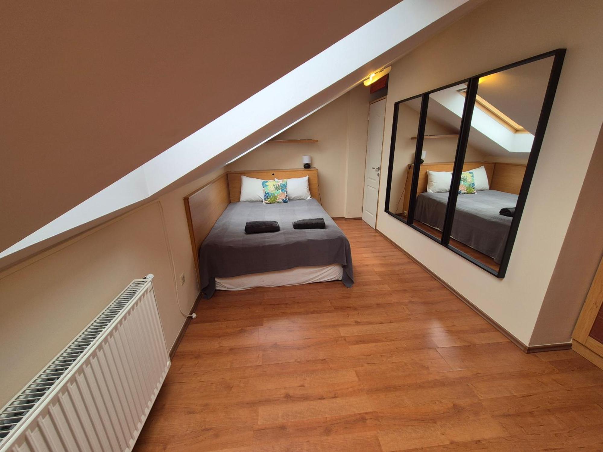 Apartman At Nagymezo Street *